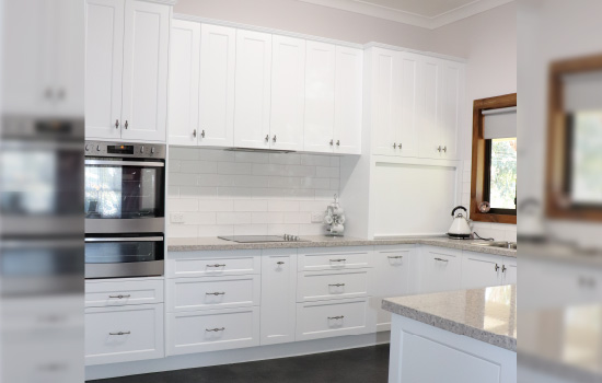Refurbished kitchen, bathroom and laundry joinery in Snake Valley by Complete Style Joinery