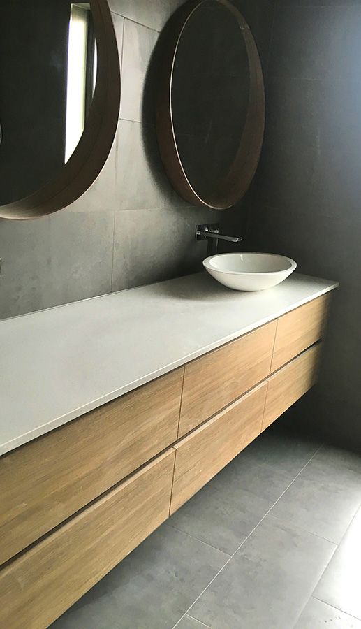 Contemporary bathroom vanity