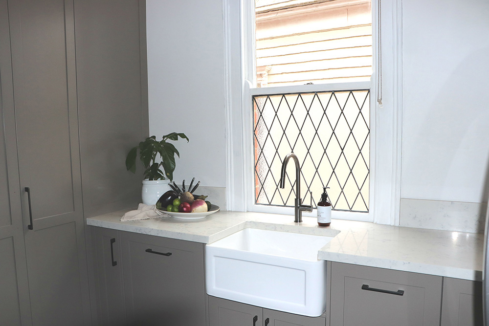 Traditional country kitchen cabinetry